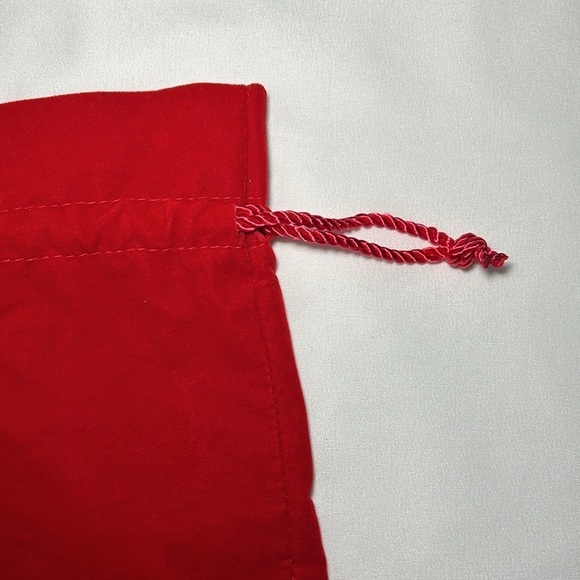 Mont Black Red Velvet Dust Bag - Picture 4 of 11